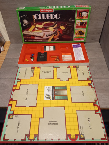 Waddingtons cluedo board - waddingtons,