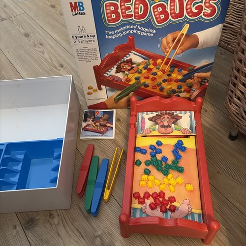 Vintage 1985 bed - bugs, mb