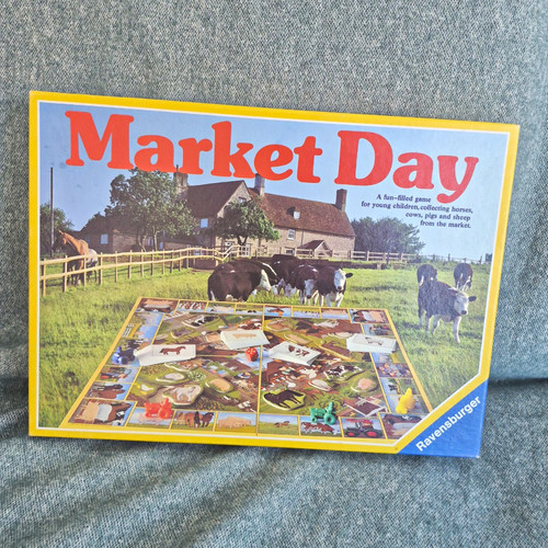 Ravensburger market day board - market,
