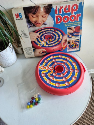 Vintage 1980s trap door - 1980s,