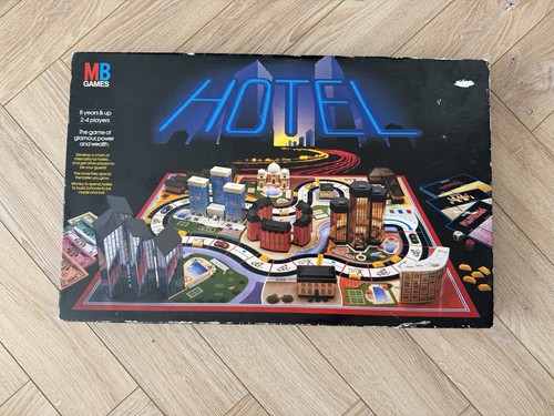 Vintage games hotel - vintage, board